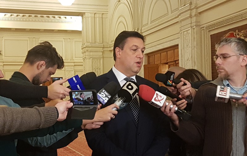 Șerban Nicolae vrea redefinirea infracțiunii abuzului în serviciu: Foarte mulţi oameni spun: «corupţii sunt totuna cu hoţii»