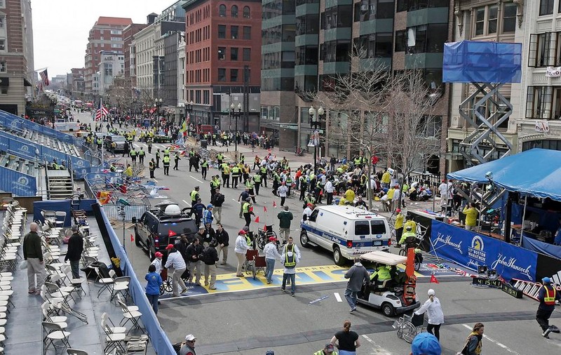 COINCIDENŢĂ INCREDIBILĂ! Suspectul căutat în cazul atentatului de la BOSTON a devenit cetăţean american pe 11 septembrie!