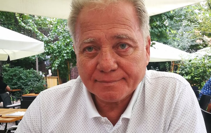Antrenorul emerit Maximilian Gavrilă a dat federația de handbal în judecată. “Fără curățenie, și fetele vor avea soarta băieților!”