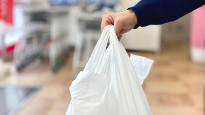 pungi-plastic-ue-inlocuite-hartie-produsa-giurgiu-fabrica-gata-2026-vladimir-cohn