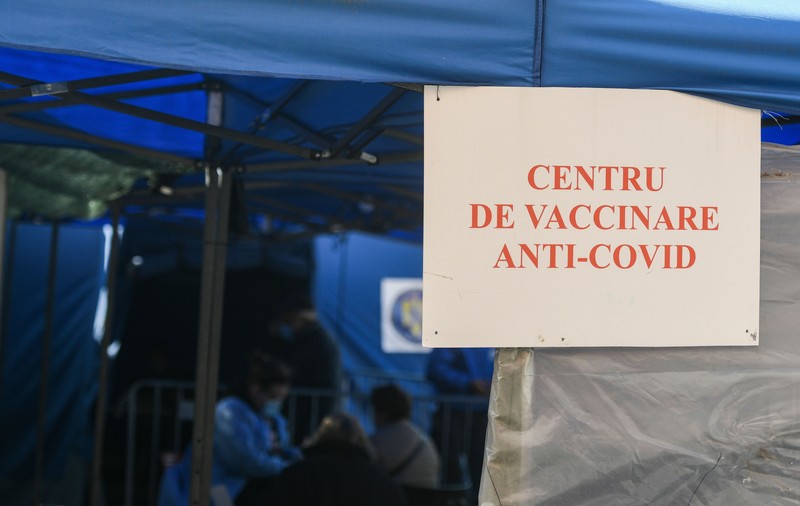 „Cel mai bun amant” s-a vaccinat la Hunedoara: „Dacă am fost fraier, de unde primesc acel vaucher de 100 de lei?”