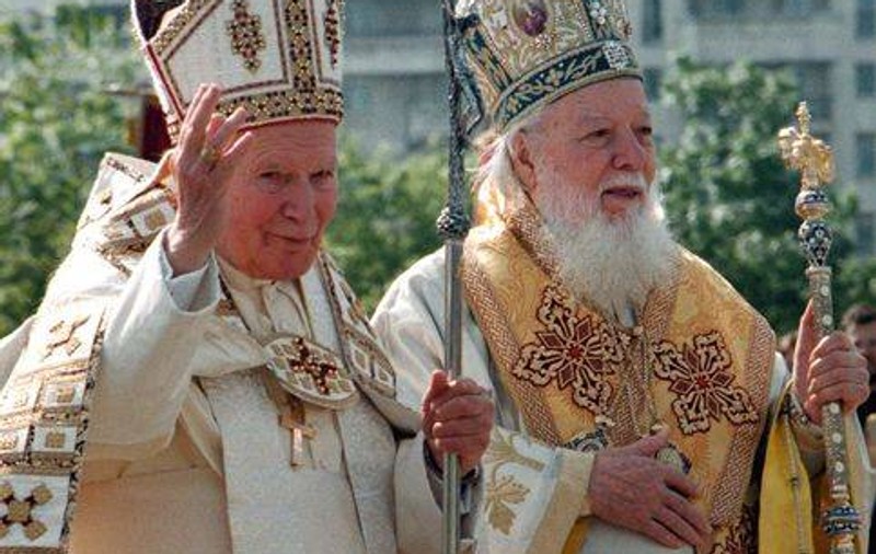 Astăzi se împlinesc 10 ani de când ne-a părăsit Papa Ioan Paul al II-lea