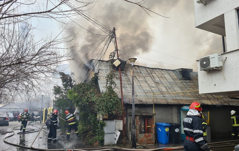 Incendiu aproape de Piața Sudului din Capitală. ISU București: „Pericolul a fost foarte mare”