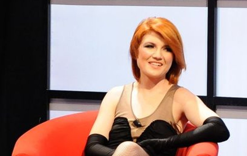 Alexandra Ungureanu: "Am fost tot timpul premiantă, bursieră, am luat BAC-ul cu 10, am intrat la 3 facultăţi, am făcut şi master"