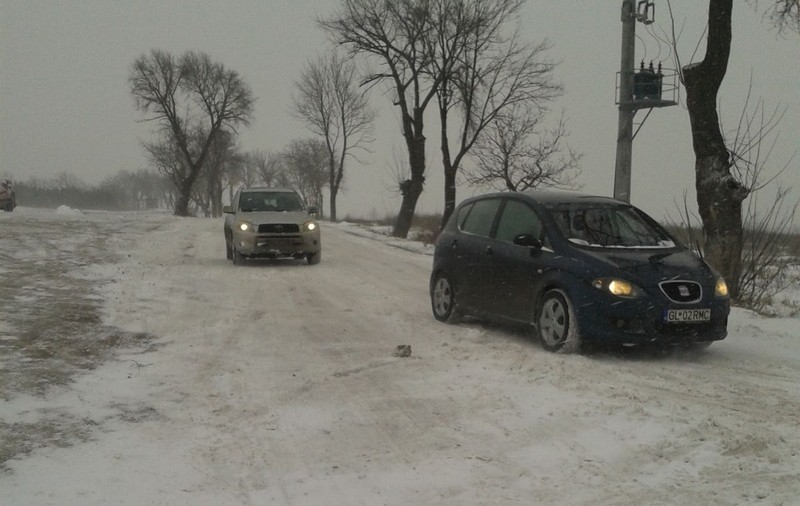 Trafic în condiţii de iarnă în Harghita