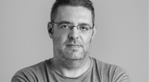 Jurnalistul Patrick André de Hillerin s-a stins din viață la doar 52 de ani, în urma unui accident vascular cerebral