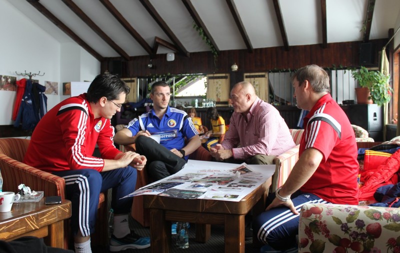 Ce face Burleanu când n-are ce face: organizează team-building-uri şi îşi exersează "limba de lemn"