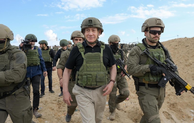 Un război împotriva legilor războiului - măcelul din Gaza