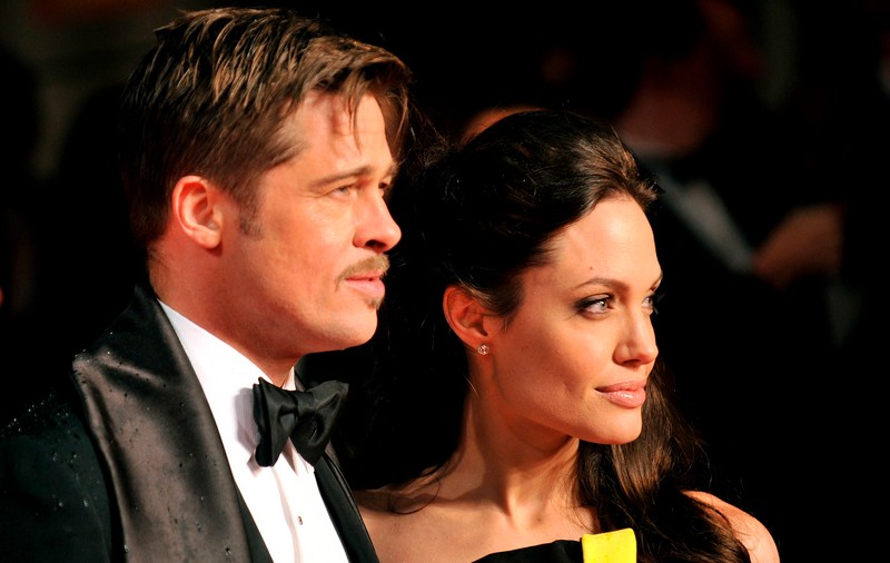 Vedetele îi iau apărarea lui Brad Pitt: Am pierdut un prieten de când a întâlnit-o pe Jolie