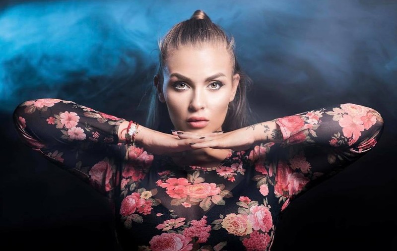 Oana Radu, decizie radicală după moartea iubitului ei. „M-am mutat într-un apartament gol şi nici nu am avut bani să cumpăr ceva în el”