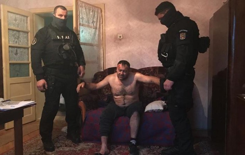 UPDATE / Marcel Lepa, criminalul poliţistului din Timiş, a fost operat la Timișoara. Medicii au extras două gloanțe din corpul său