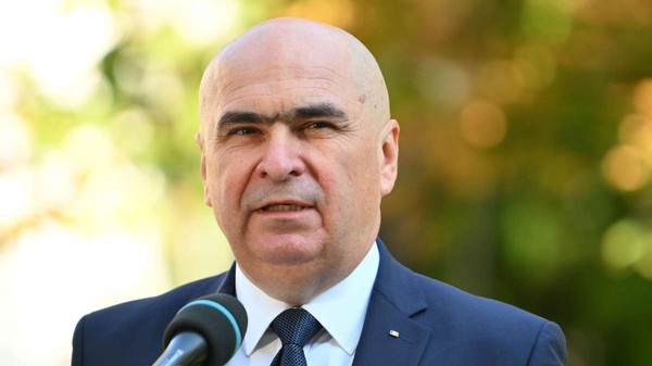  Ilie Bolojan conduce Guvernul din iunie 2025 și Partidul Național Liberal din iulie 2025, în calitate de președinte cu puteri depline. Foto: Hepta