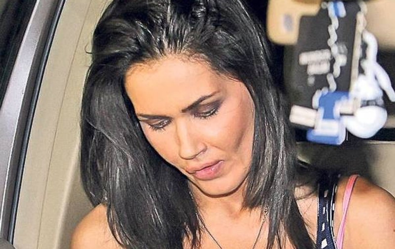 Oana Zăvoranu a căzut la pat! Anunţul de ultimă oră făcut de brunetă