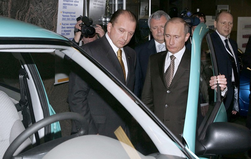 Fiul vicepreședintelui conglomeratorului rus de armament Rostec a fost arestat într-o țară membră UE pentru spălare de bani