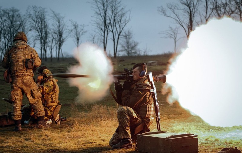 Conflictul s-a reaprins în Donbas. Atac violent al separatiștilor pro-ruși: un militar ucrainean ucis, alți patru răniți