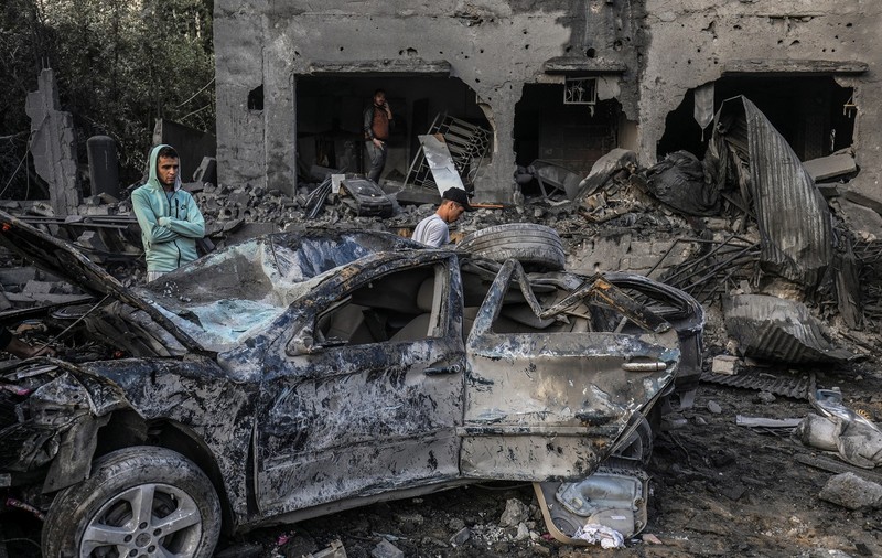 Jumătate dintre cei 2.800 de morți și 11.000 de răniți din Gaza, de la începutul atacurilor aeriene israeliene, sunt copii și femei, afirmă OMS
