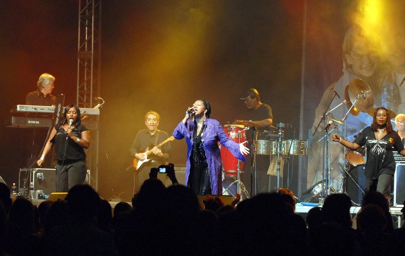 Concert de record mondial: show-ul Boney M la București, reprogramat pentru a cincea dată diferită
