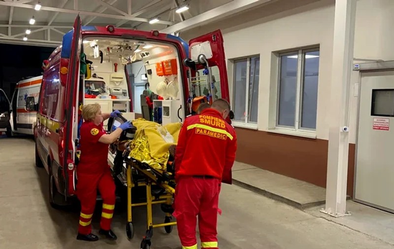 Șoferul de 25 de ani împușcat de polițiști la Dorohoi a rămas fără un rinichi. Agenții au tras 61 de focuri de armă ca să-l oprească