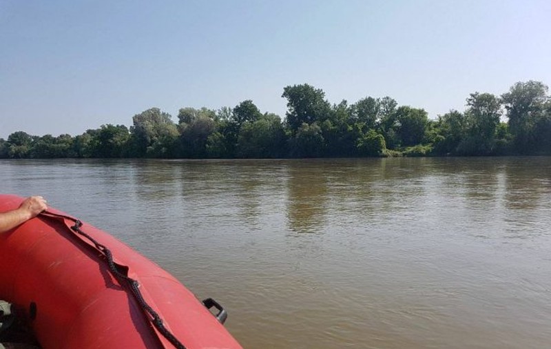 Un bărbat din Reșita s-a înecat în barajul Secu. A căzut din barcă