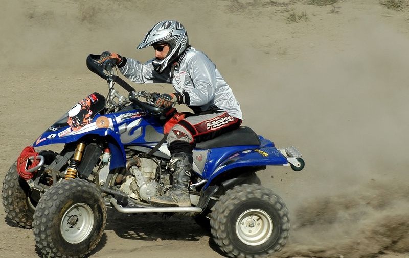 Un nou record mondial: ”cea mai mare paradă de ATV-uri”