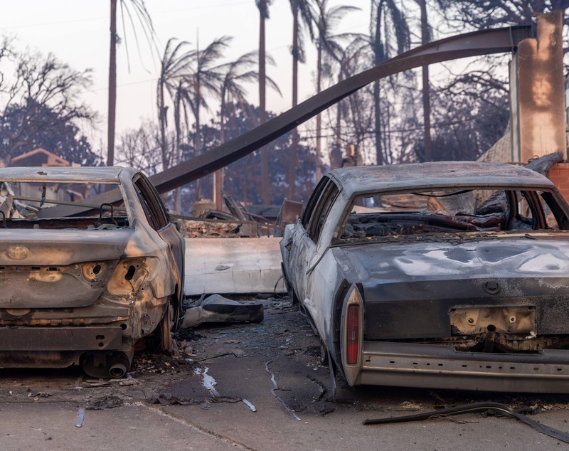 Singura casă rămasă în picioare după incendiul care a distrus mii de clădiri în Los Angeles