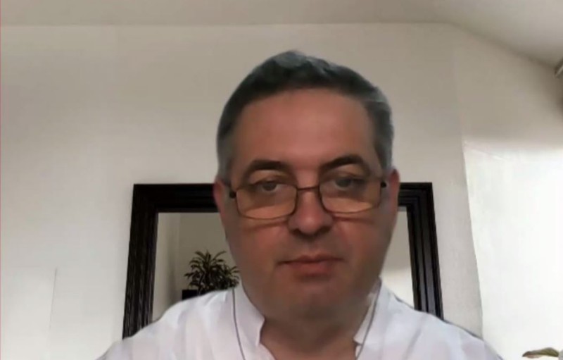 Dr. Gindrovel Dumitra
