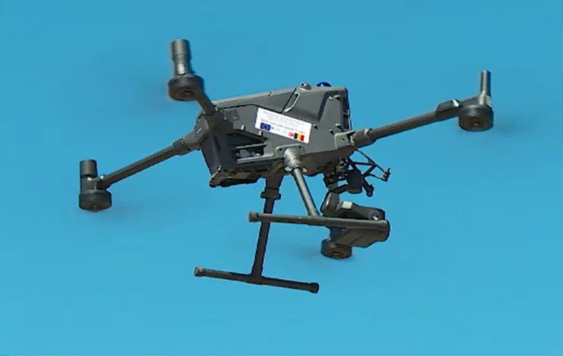 O dronă cu laser de 40.000 de euro va supraveghea orașul Cluj-Napoca, îi va urmări pe șoferi și va transmite LIVE imagini la Poliție
