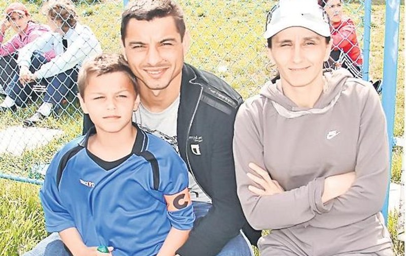 Ganea jr. s-a mutat în Anglia şi va juca la Wolverhampton Wanderers