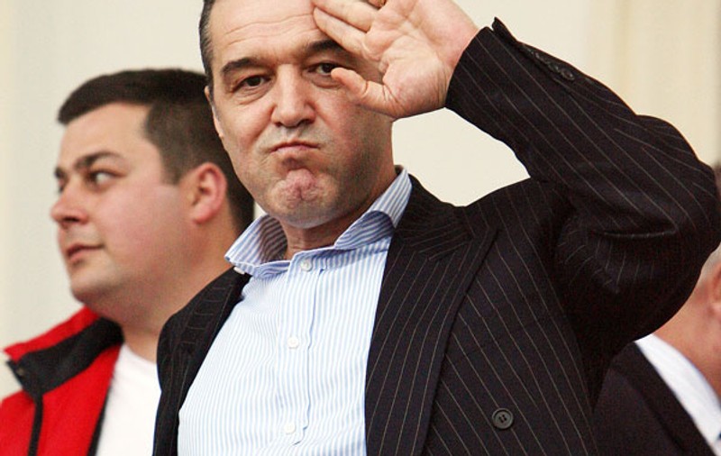 Becali: "A fost ofsaid de doi metri la golul nostru"
