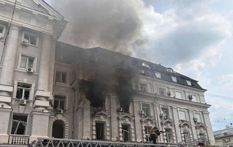 O dronă rusească a lovit clădirea SBU din Kiev și a vizat „direct” biroul șefului Serviciului de Securitate al Ucrainei. Există victime