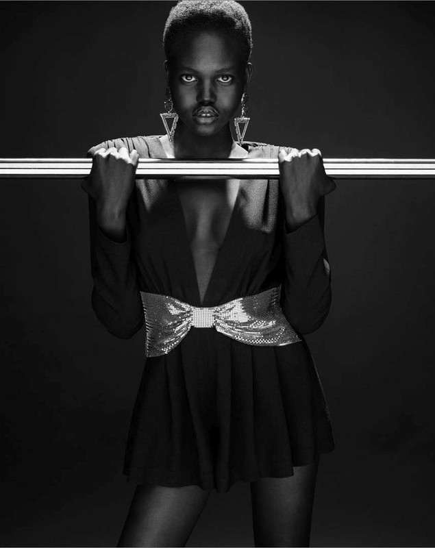 Adut Akech, o tânără refugiată, a fost desemnat cel mai bun model al lumii. Adut Akech le-a devansat pe surorile Hadid și Kendall Jener