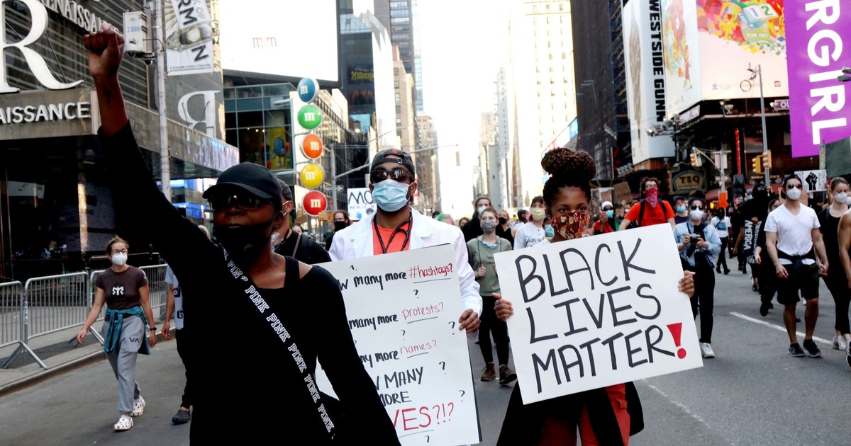 Cinci străzi din New York vor fi redenumite ”Black Lives Matter”