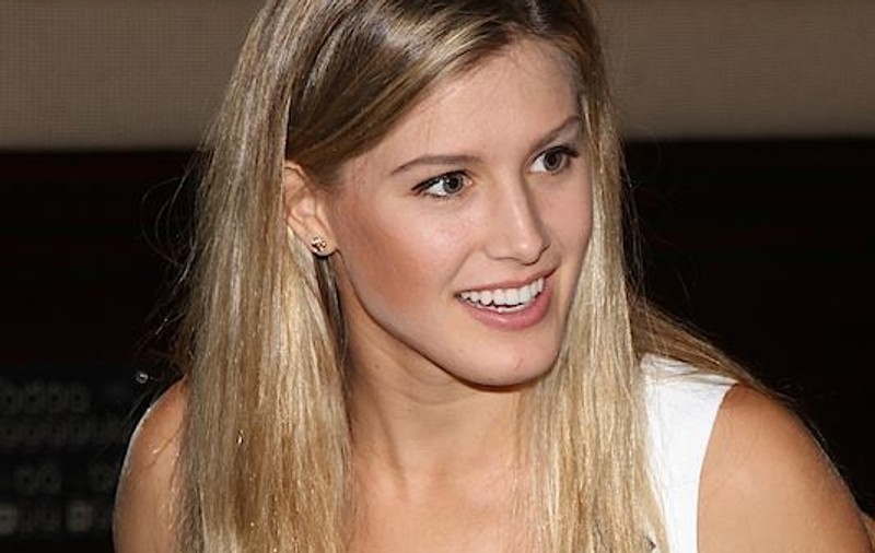 Gică Hagi o trimite, în glumă, pe Genie Bouchard să prezinte moda!