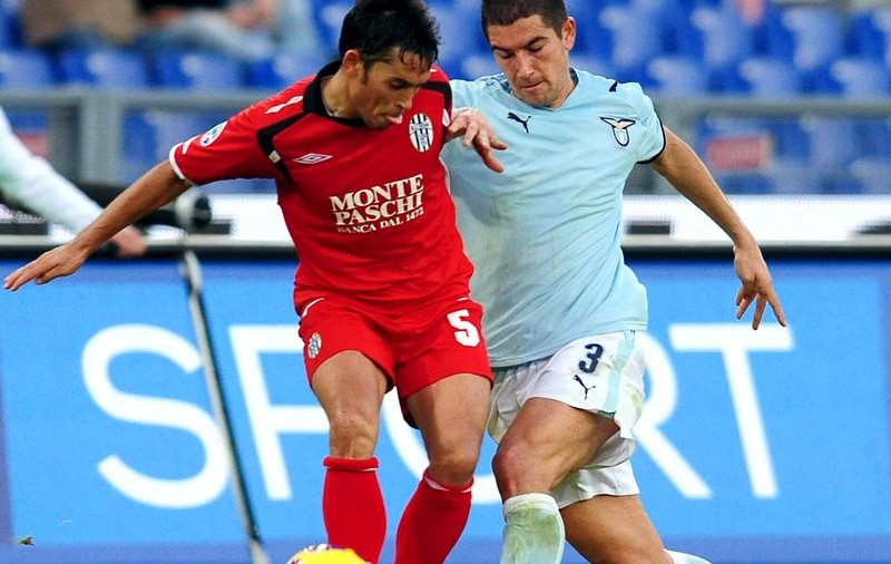 Arbitru italian, făcut K.O. de un şut 