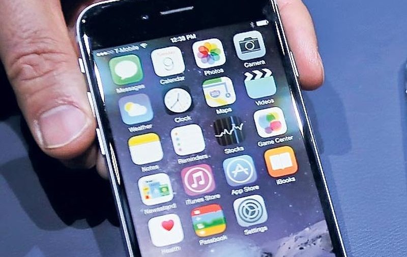 Verificări la Apple după ce un iPhone 7 Plus a luat foc / FOTO&VIDEO