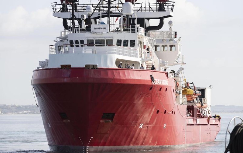 41 de migranți, salvați din Marea Mediterană de către o navă a unei organizații neguvernamentale din Franța