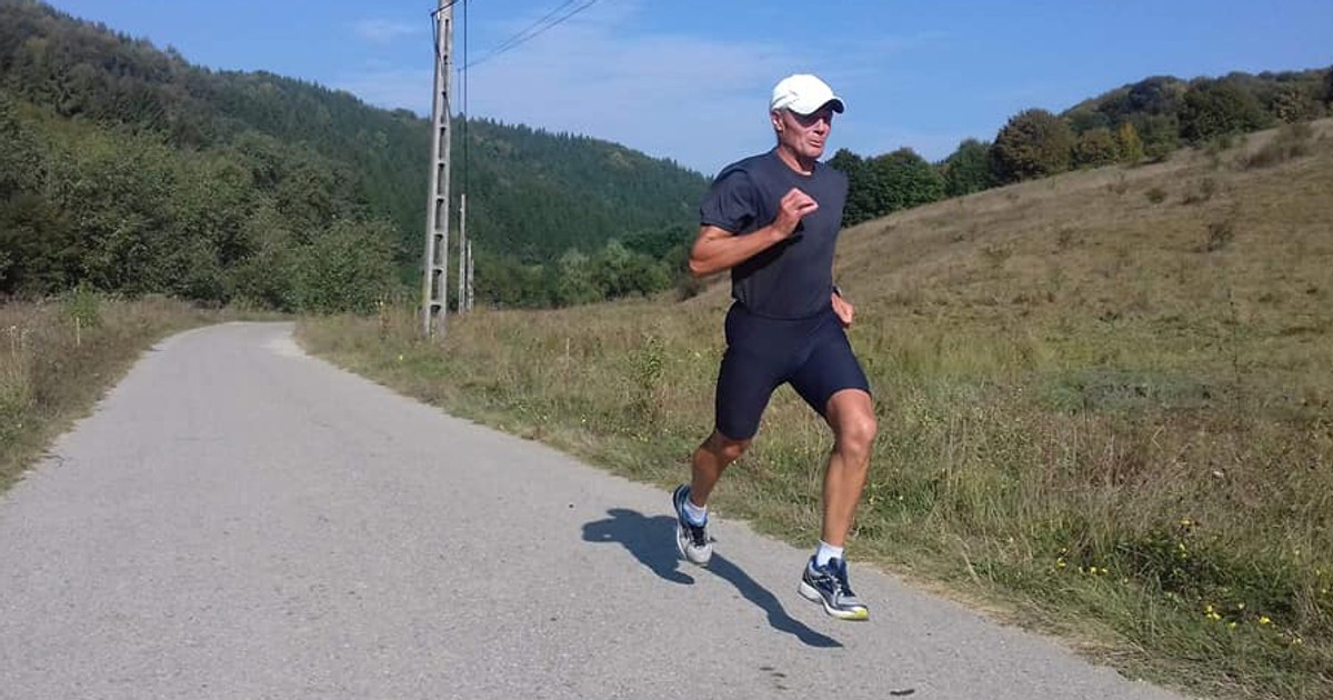 Maratonistul Artur Miklos, dependent de alergare, dependent de competiții