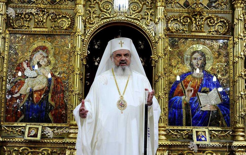 VIDEO | Mesajul Patriarhului Daniel, după anunțul lui Klaus Iohannis: „Biserica suferă mult, deoarece slujitorii nu se pot ruga împreună în aceeași biserică”