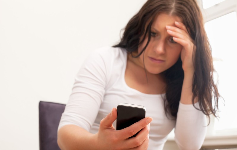 Nu ai semnal la telefon? Echipamentele electronice fără marcaj CE te bruiază