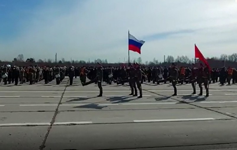 Rusia se pregătește pentru parada de Ziua Victoriei, în plin război în Ucraina. Imagini de la repetiții