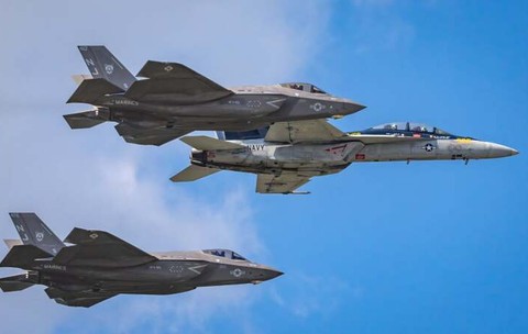 Alertă aeriană în această dimineață la granița cu România! Două aeronave F-18 au fost ridicate de la sol