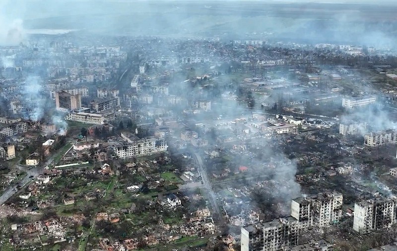 Comandant ucrainean: „Nu există dovezi ale lipsei de muniție a mercenarilor Wagner". Orașul Bahmut, bombardat de peste 400 de ori în ultima zi