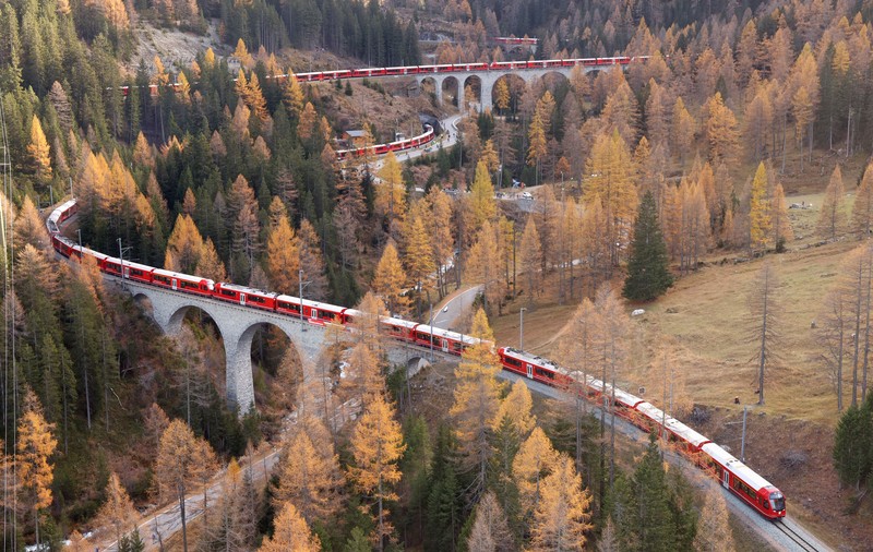 Imagini cu cel mai lung tren din lume, care a circulat în Elveția. Judecător Cartea Recordurilor: „Cu adevărat gigantic”