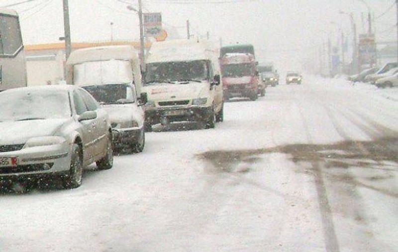 Toate drumurile naționale și județene din județul Constanța sunt închise. Peste 75 de localități, fără curent electric