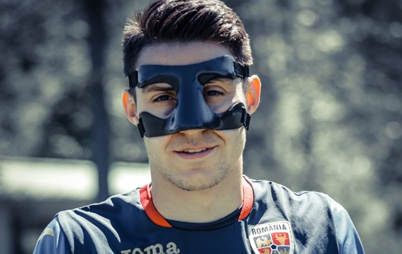 UPDATE | Noutăți despre accidentarea lui Ionuț Nedelcearu. Fundașul va evolua cu mască la EURO 2019