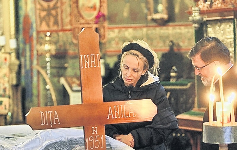 Deşi e în doliu, Daniela Györfi va boteza un copil