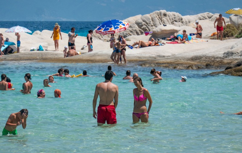 Grecia impune noi restricţii în Mykonos şi Halkidiki. Ce trebuie să știe românii care merg acolo în vacanță