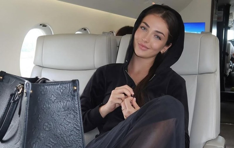 Anunțul despre nuntă făcut de Andreea Bostănică după ce și-a asumat relația cu iubitul arab cu 22 de ani mai în vârstă ca ea: „Îi spuneam mamei”