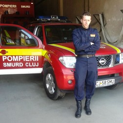 Andrei Bărăian a absolvit Facultatea de Pompieri din cadrul Academiei de Poliție București, Promoţia 2012