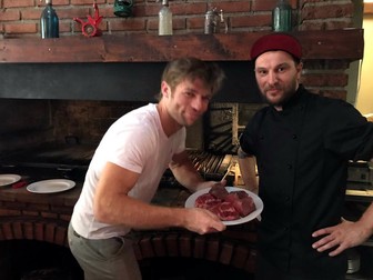 Liam McIntyre a mâncat cele mai bune preparate românești